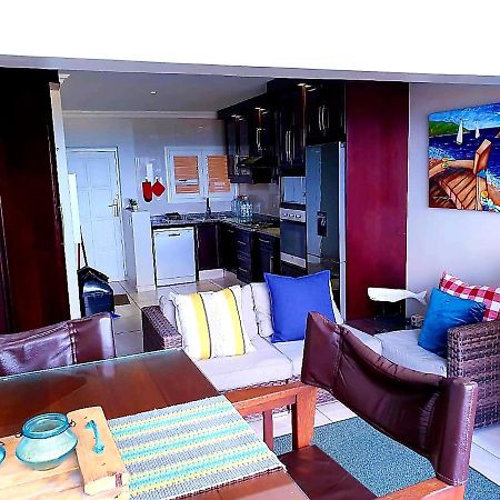9 Queensview Uvongo Beach Exteriör bild